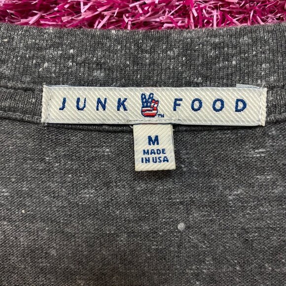 Budweiser The Greatest American Salute Tshirt size medium - Picture 4 of 4